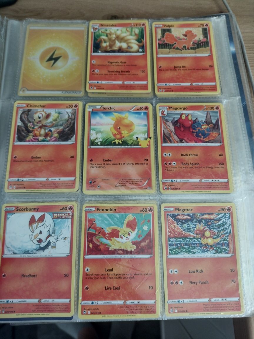Karty pokemon (dużo więcej niż na zdj)