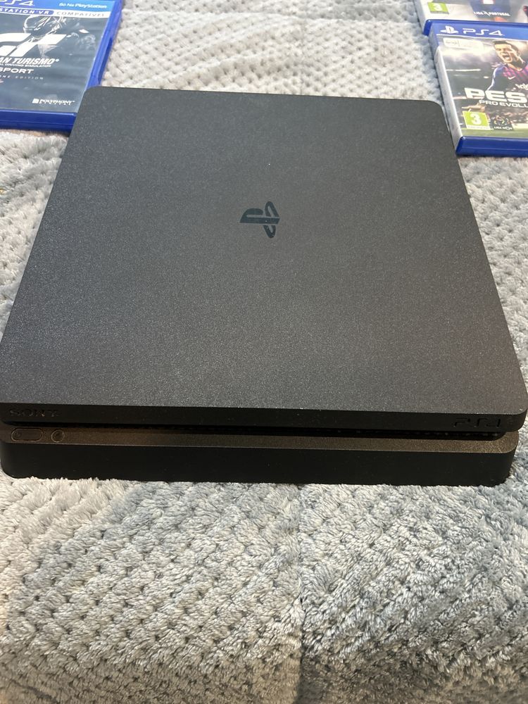 Playstation 4 como nova c/ jogos incluidos