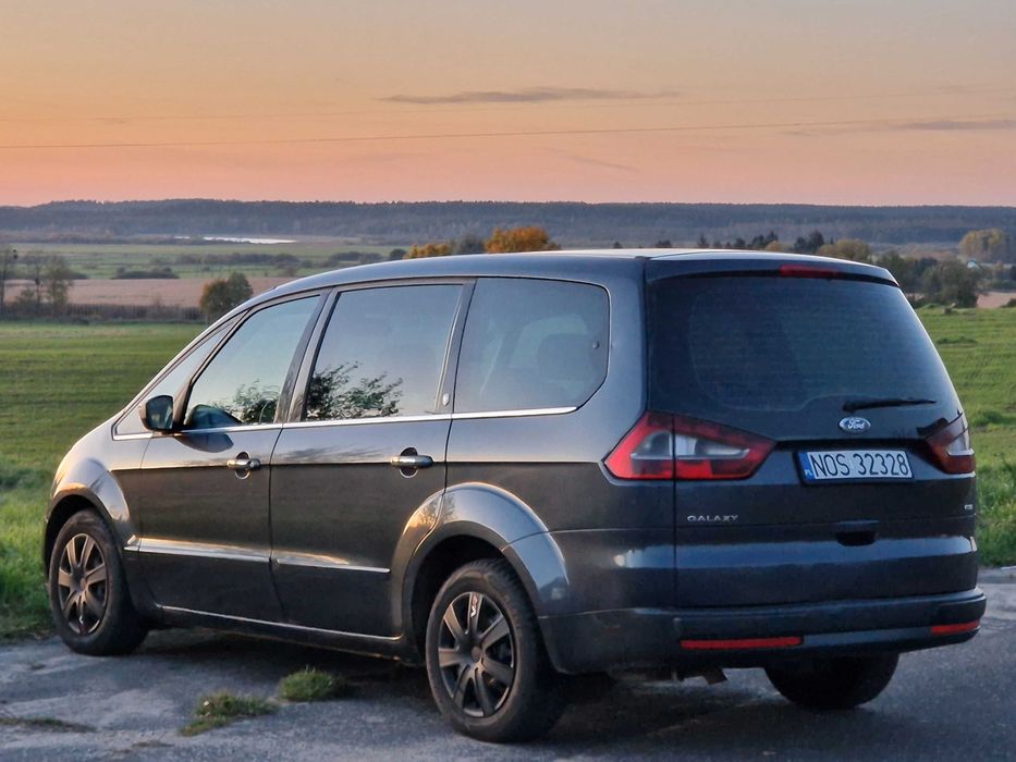 Ford Galaxy II GHIA 7-osobowy