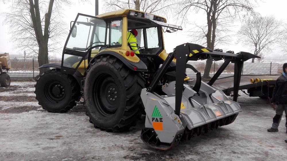 MulczerLeśnyMulczowanieSkarpKarczowanieDziałek RekultywacjaFrezowanie