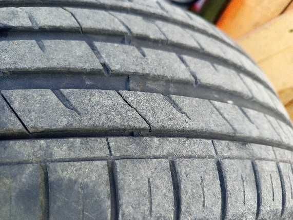 Felgi DEZENT TZ DARK R17 5x112 z Oponami