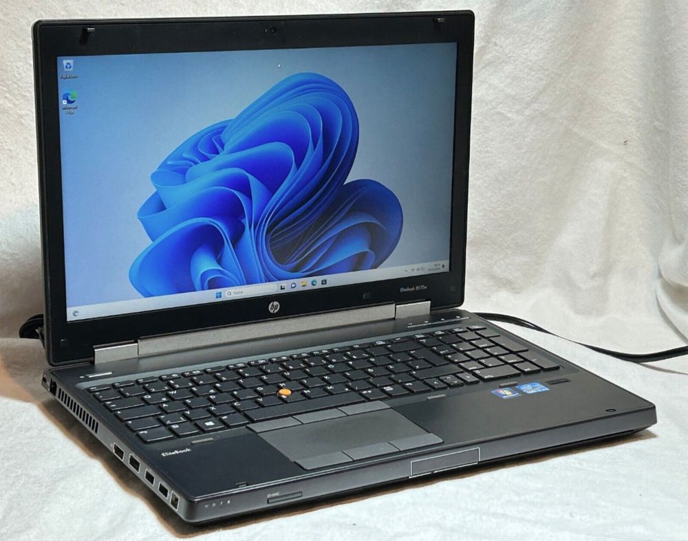 HP Workstation 15,6” i7 8x3,40Ghz 8GB 500GB USB3.0 FHD W11PL