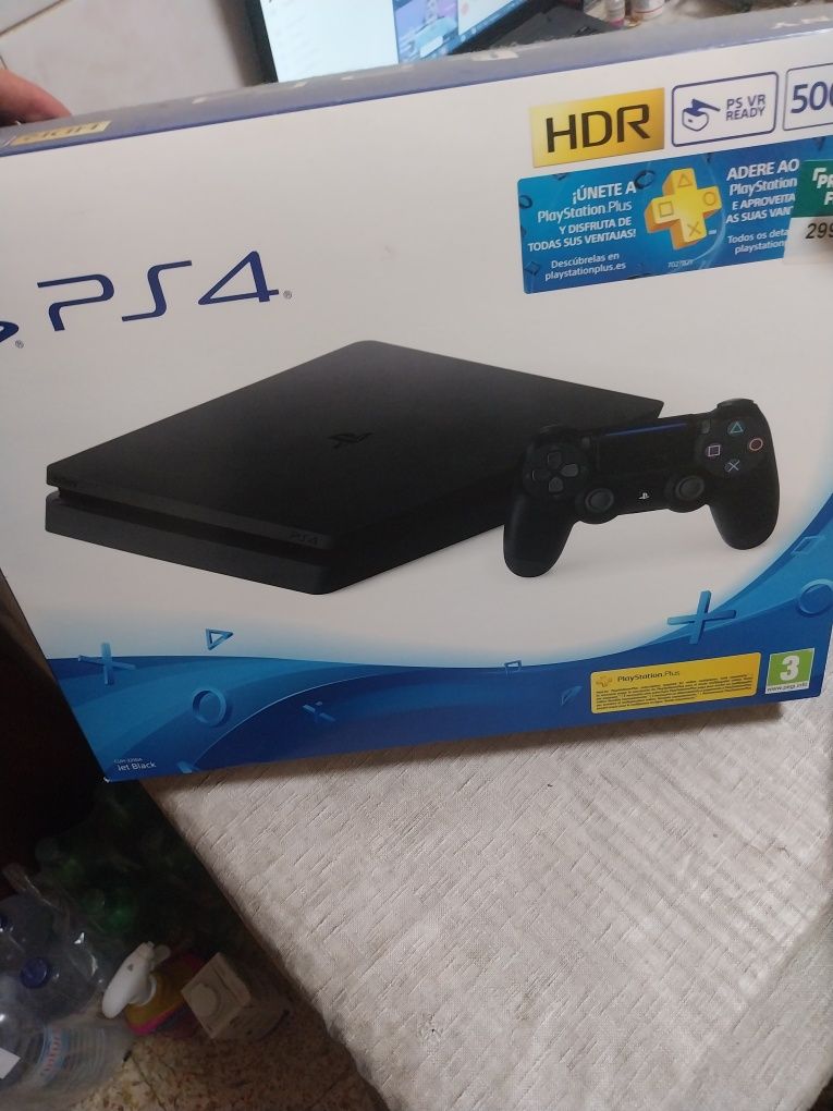 Ps4 500g como nova+com 2 jogos á escolha+1 comando original