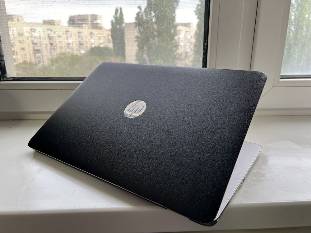 Ноутбук HP Elitebook l i7 6600 l r7 365m l 12gb ddr4 l ssd 256 m2 l