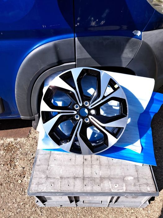 Felga aluminiowa Ford Mustang Mach-E 19 Cali 19x7Jx47.5 ET 47.5 LJ8C-1007-B1A 2443114 7Jx19x47.5