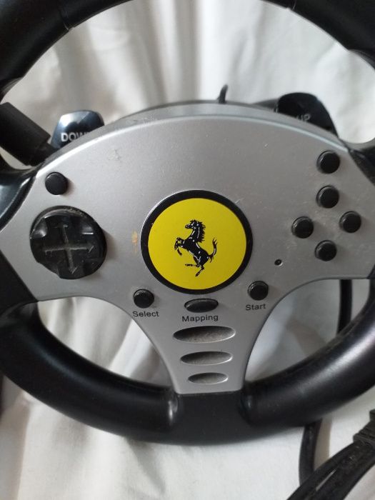 Volante Ferrari Challenge Racing Wheel Thrustmaster