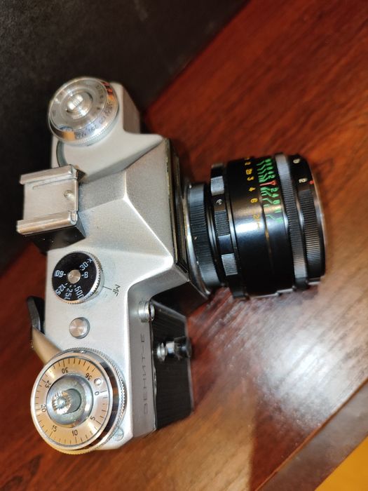 Фотоапарат Зеніт Е