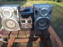 Mini wieża Philips MC-M570. Całkowicie sprawna.
