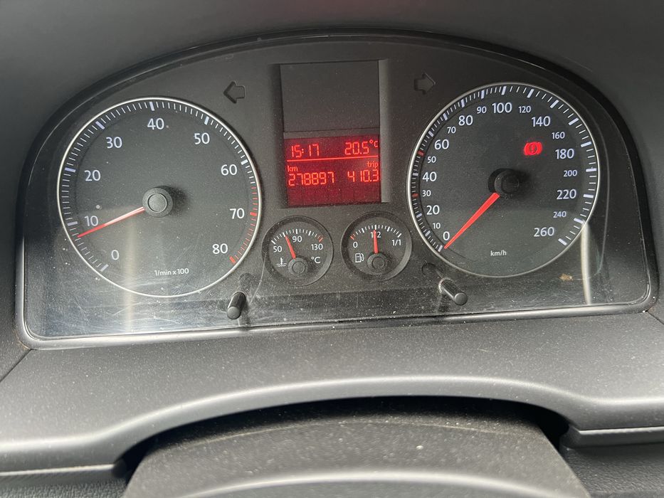 Volkswagen Caddy Life 1.6 BSE пасажир кондиціонер
