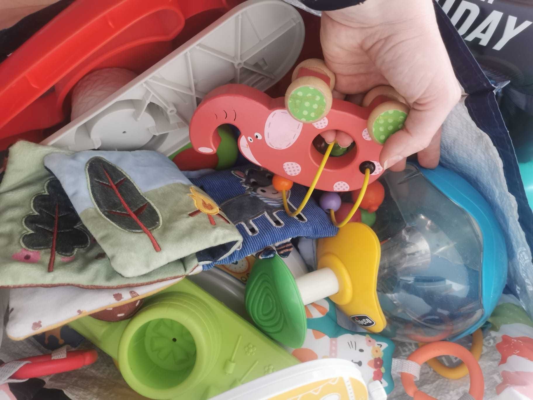 Vendo brinquedos criança