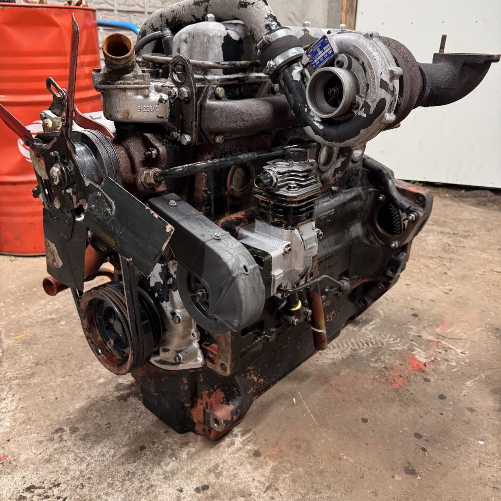 Silnik Ursus/Zetor ZTS TURBO 912,914,8111,8145,1012,1014,10145,itp.