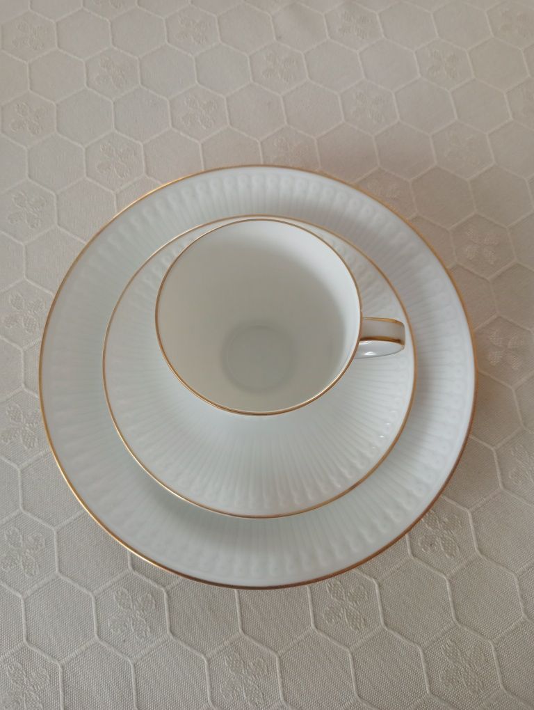 Zestaw obiadowy kawowy porcelana