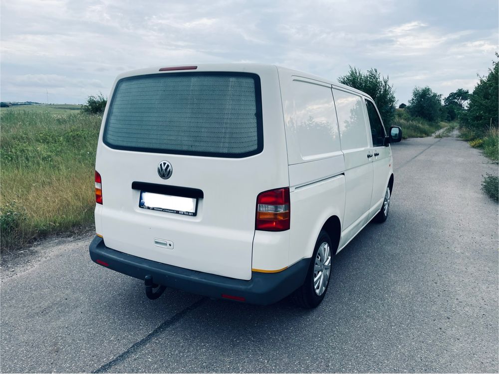 VW Transporter T5 1.9 TDI zadbany