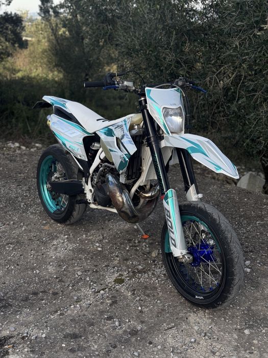 Husqvarna te250 supermoto full extras