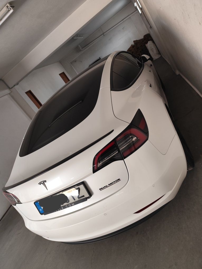 Model 3 long range dual motor