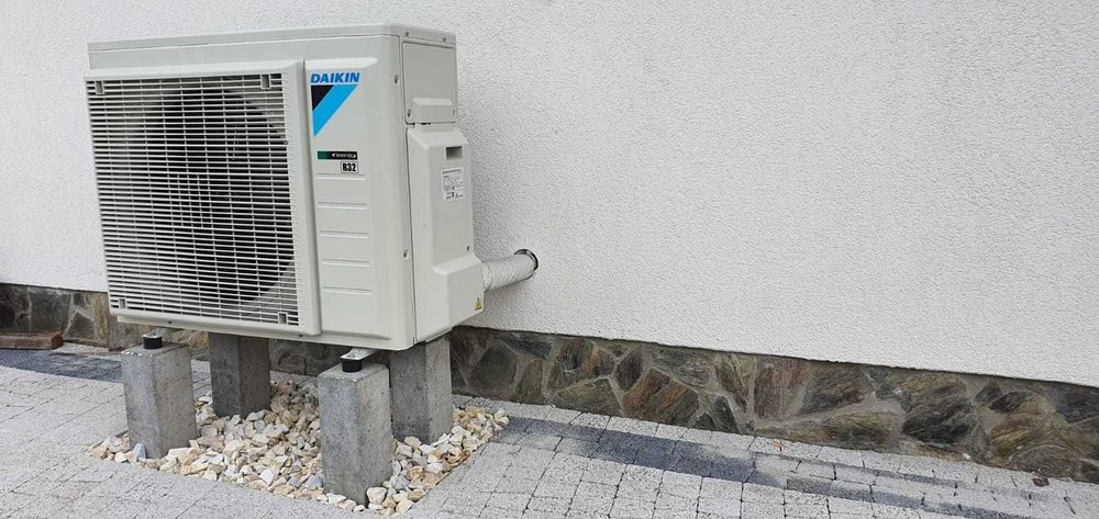 Pompa ciepła Daikin Altherma 8KW + C.W.U. z montażem.