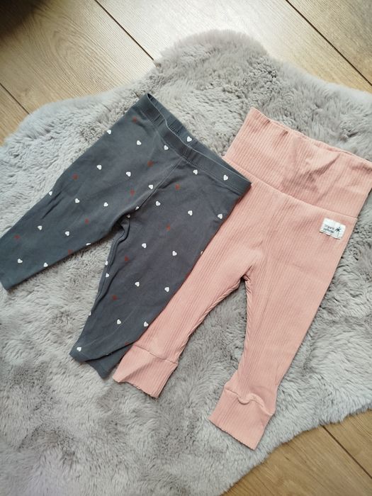 Prążkowane brzoskwiniowe legginsy 74 zestaw 2 szt