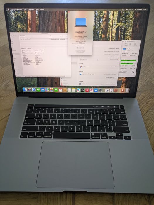 MacBook Pro 2020 (а2141), 16", i9(8 яд), 32/512 ГБ, 5500М, топ версія.