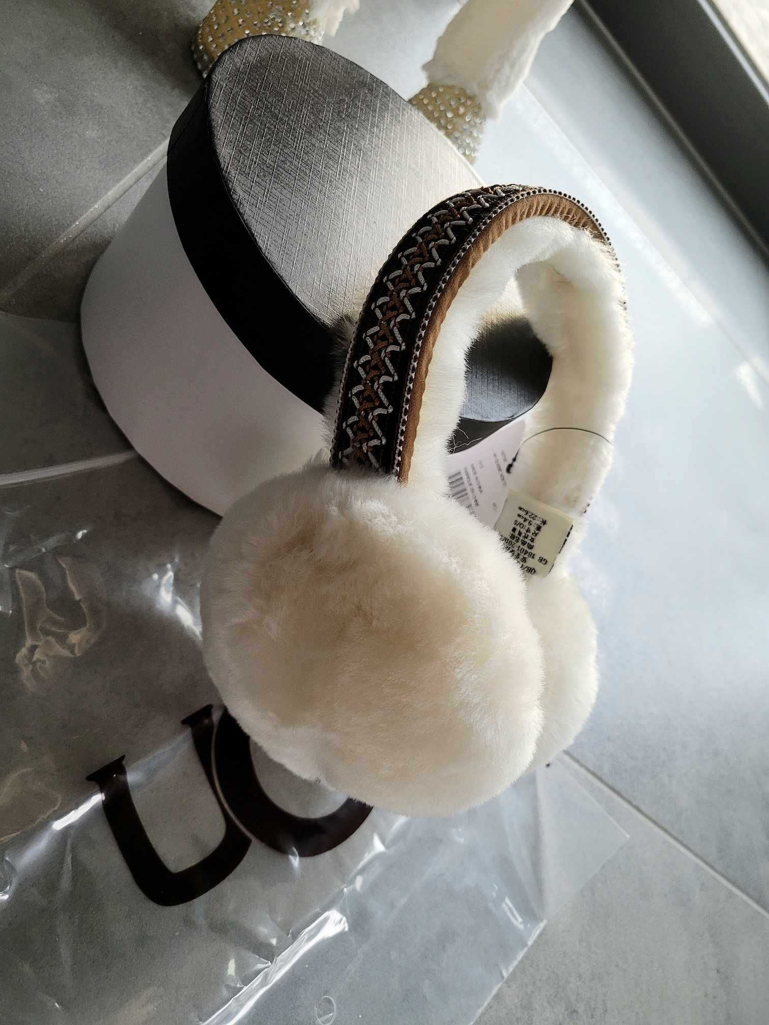 Nauszniki ,ocieplacze UGG