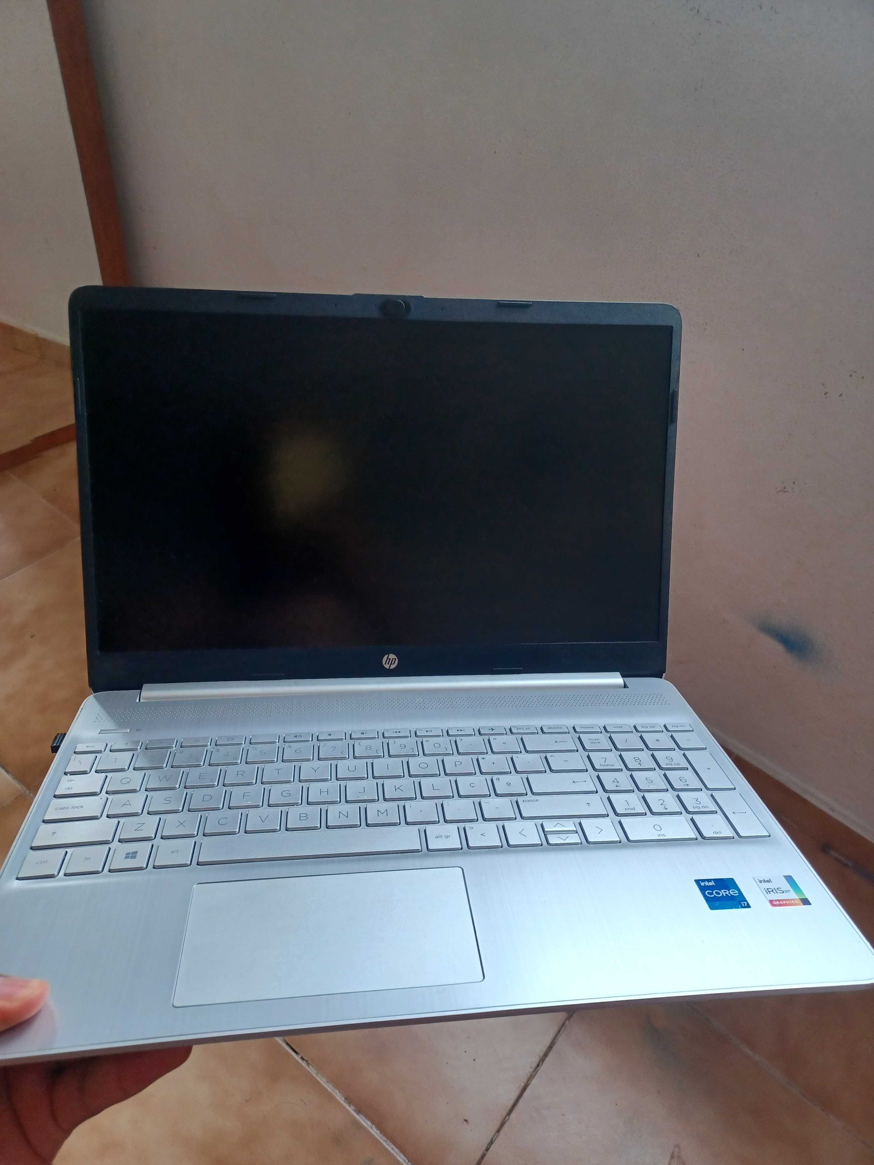 Vendo Portatil HP como Novo