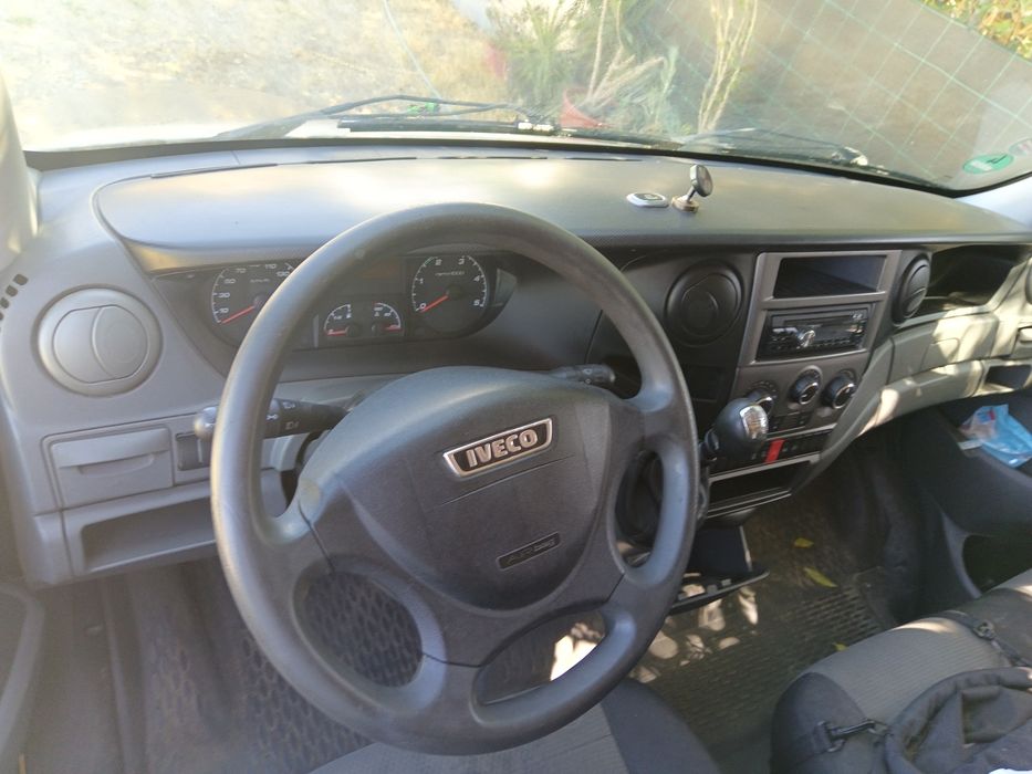 Iveco Daily 2014 • Motor fiável • 8500 negociável