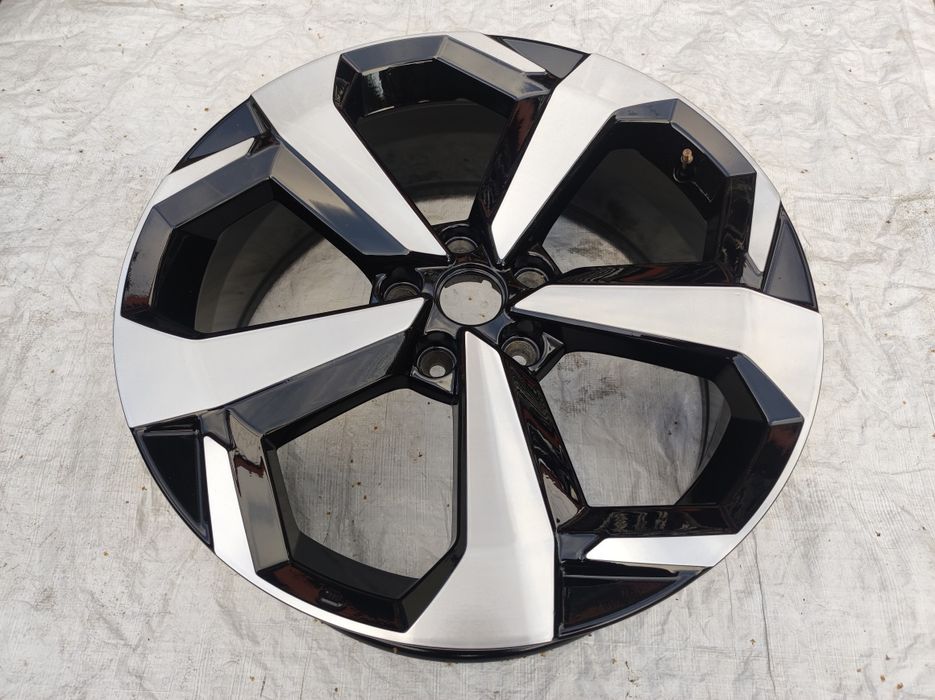 Felga Aluminiowa 19 Cali Nissan Juke II Oryginał