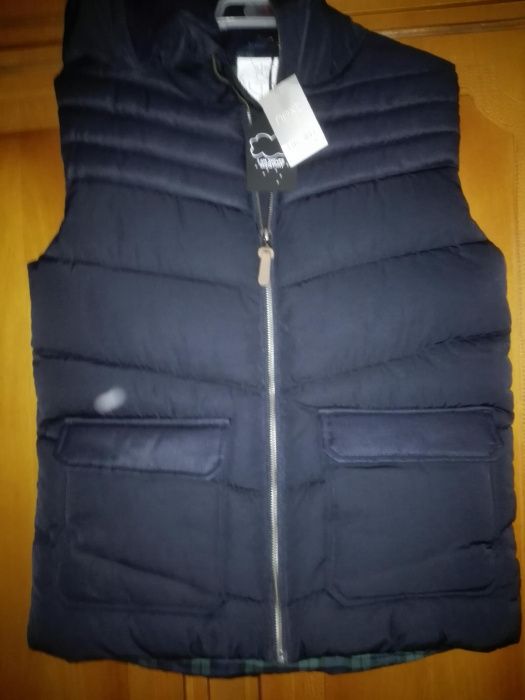 Жилет новый фирмы Nexc