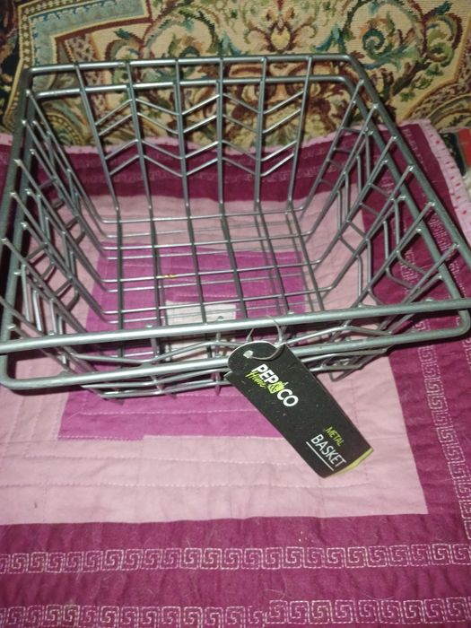 Продаю  фруктовница/ органайзер/ корзинка для кухни