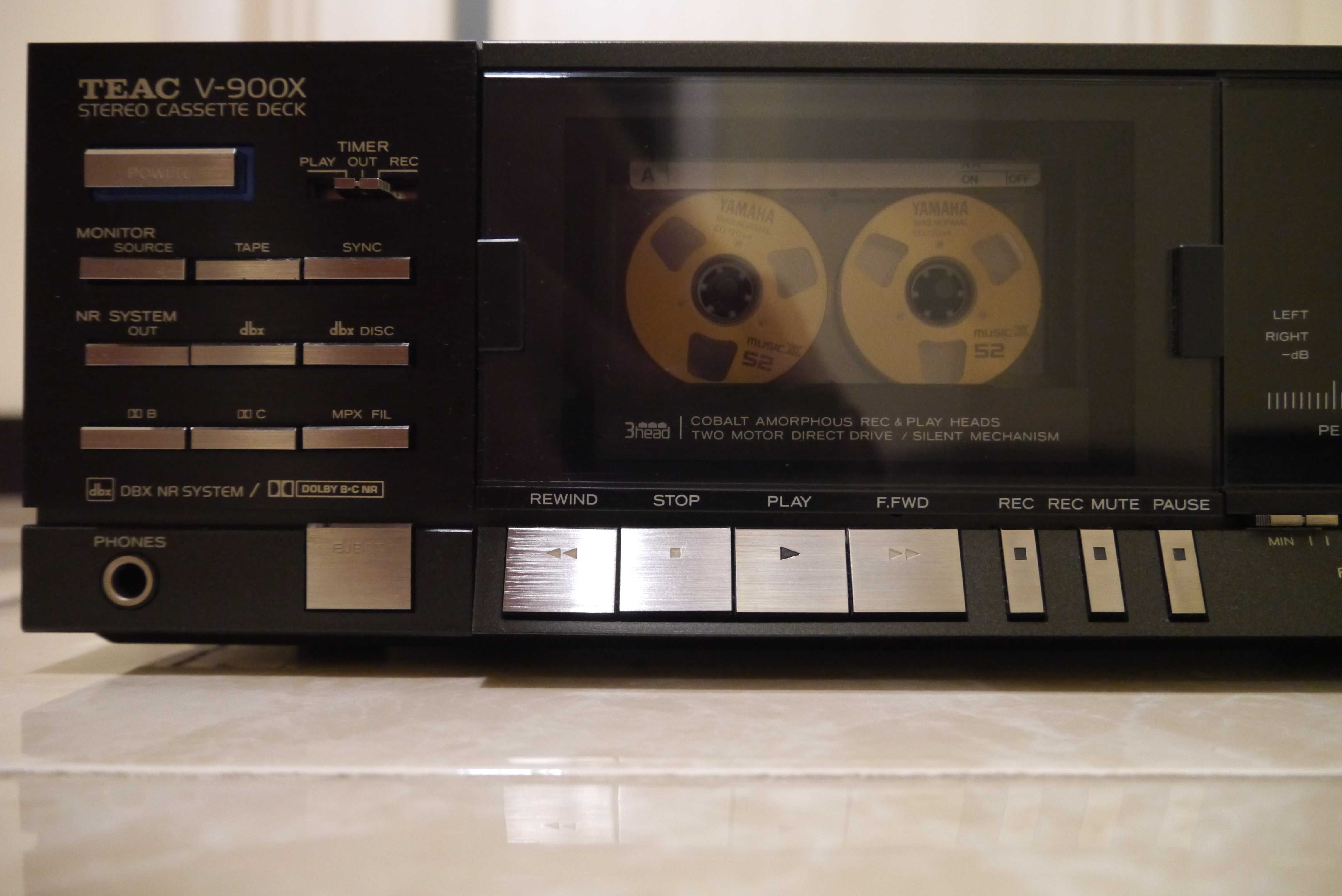 Касетна дека TEAC V-900X