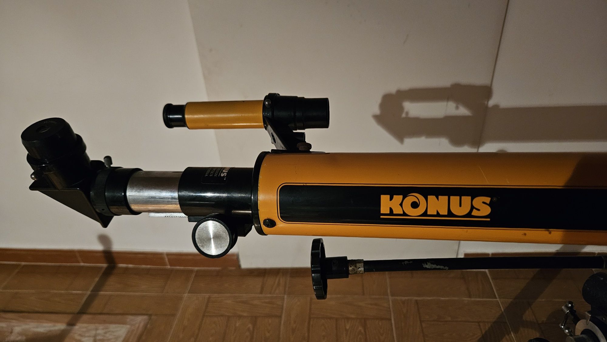 Telescópio KONUSTART-900
