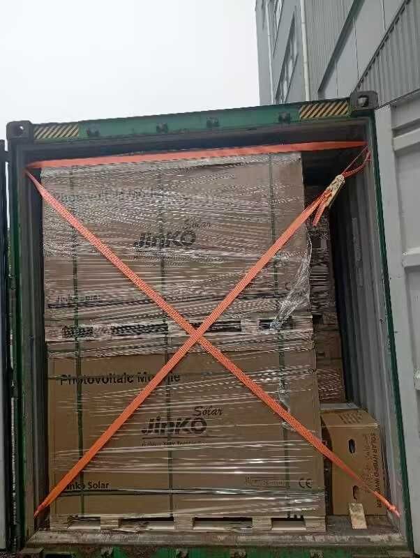 panele fotowoltaiczne Jinko  430W full black 283 zł netto