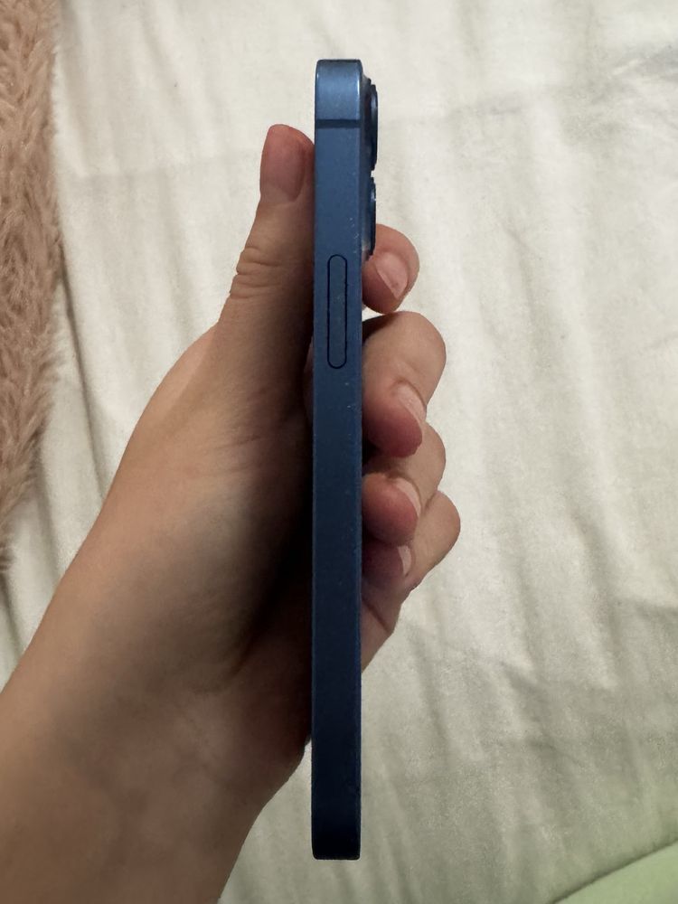 iPhone 13 mini niebieski
