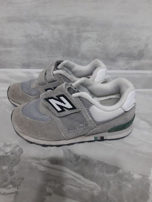 Віддам безкоштовно взуття на хлопчика