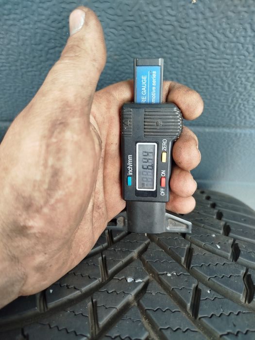 Opony całoroczne Firestone 225/45R17