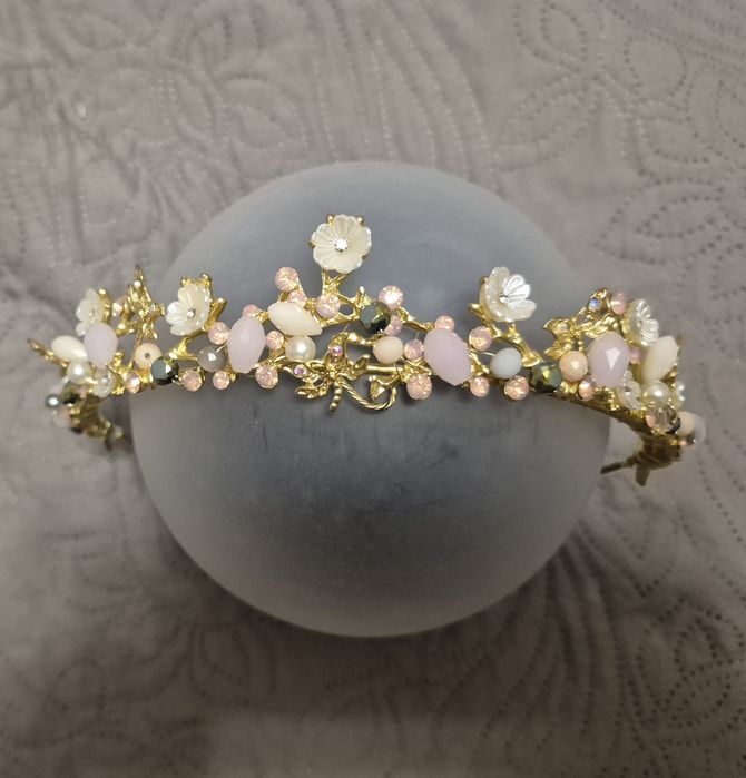 Металева діадема з каміннями, нова, діаметр 15 см