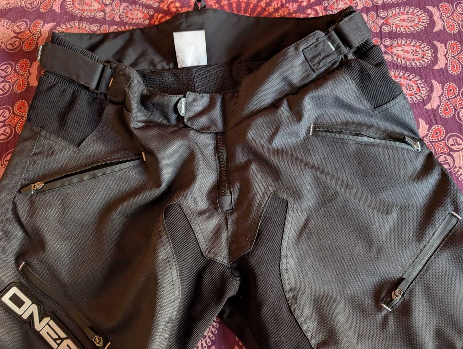 Vendo calças Oneal Baja de enduro/freestyle novas tamanho 38