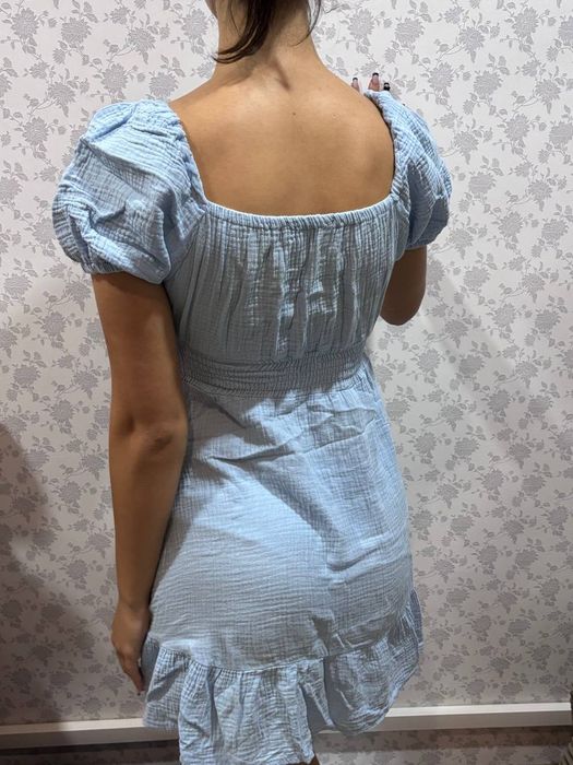 Бірюзове плаття
Довжина від плеча до низу 82
ПОГ (півобхват грудей) 34