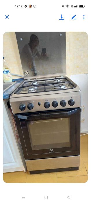 Kuchnia gazowa marki INDESIT