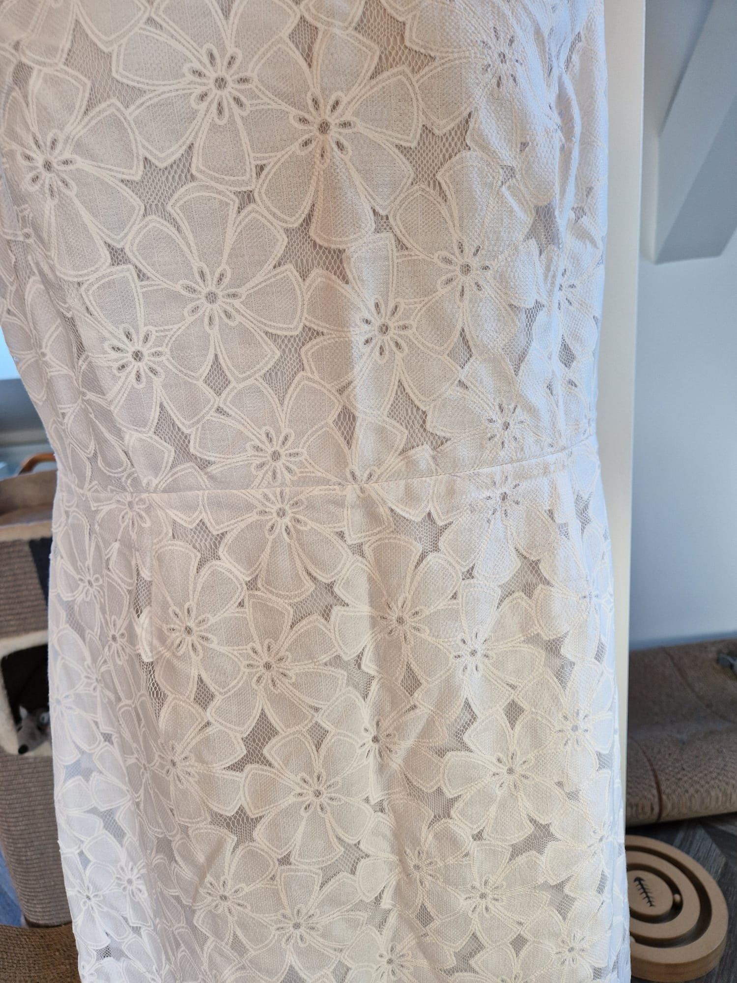 Sukienka biała XL z firmy F&F