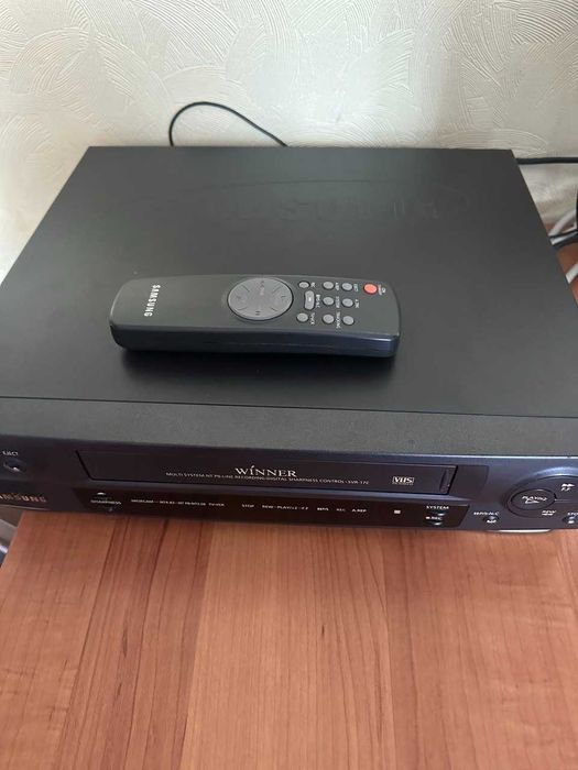 Видеомагнитофон Sony SLV436EE