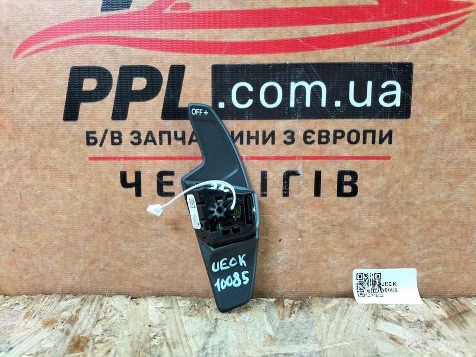 VW Golf VIII 2020- Passat B8 Tiguan II переключатель лепесток правый