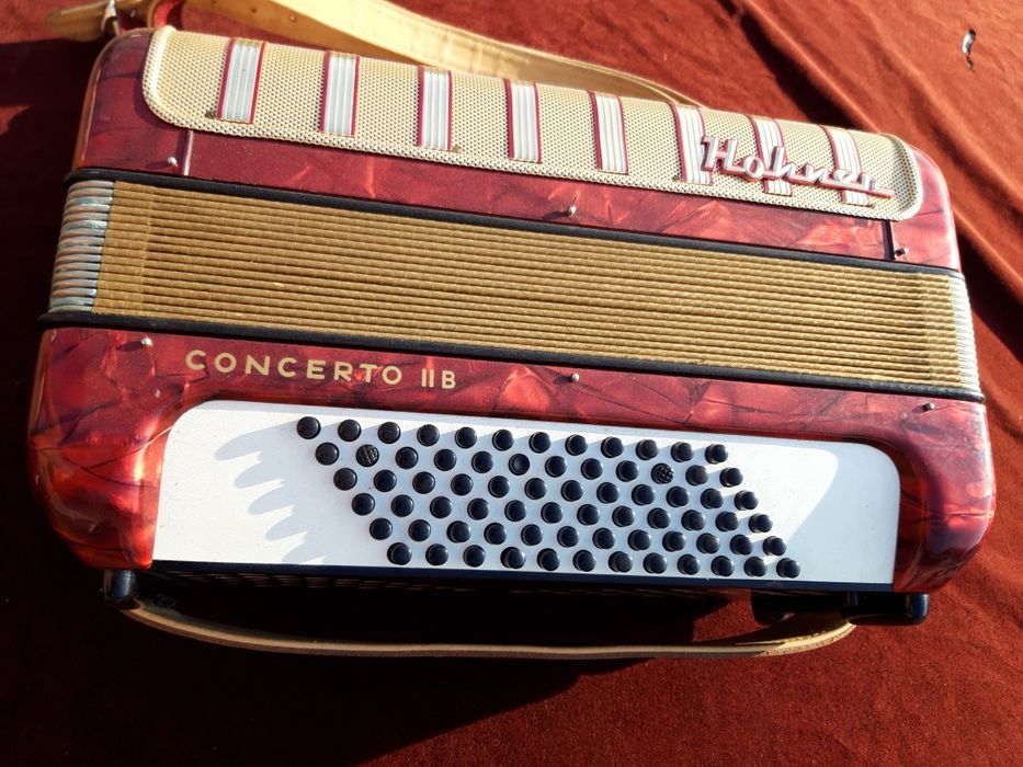 Akordeon   Hohner Concerto 2B 72 basy
