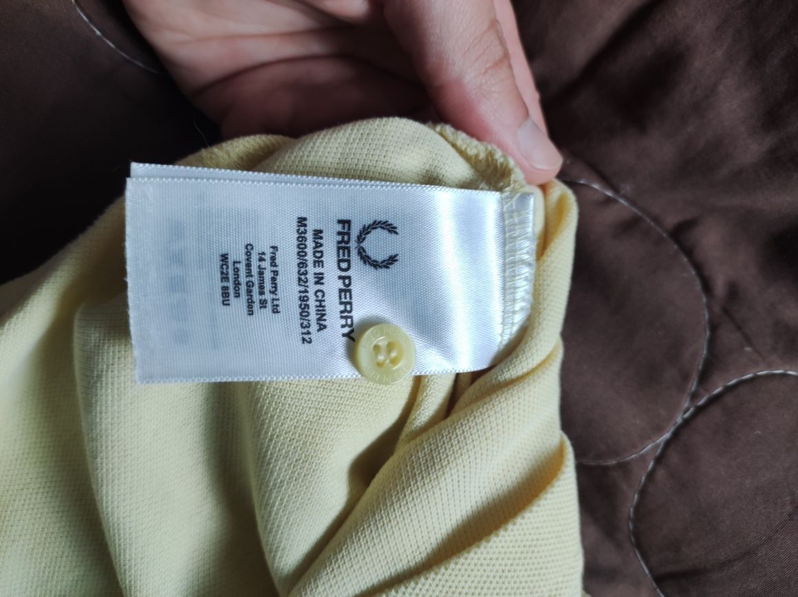 Polo Fred Perry Original – Tamanho S – Como Novo
