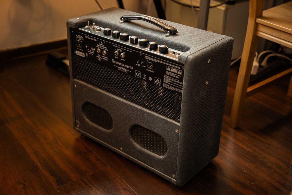 Wzmacniacz gitarowy Fender Bassbreaker 15 Combo