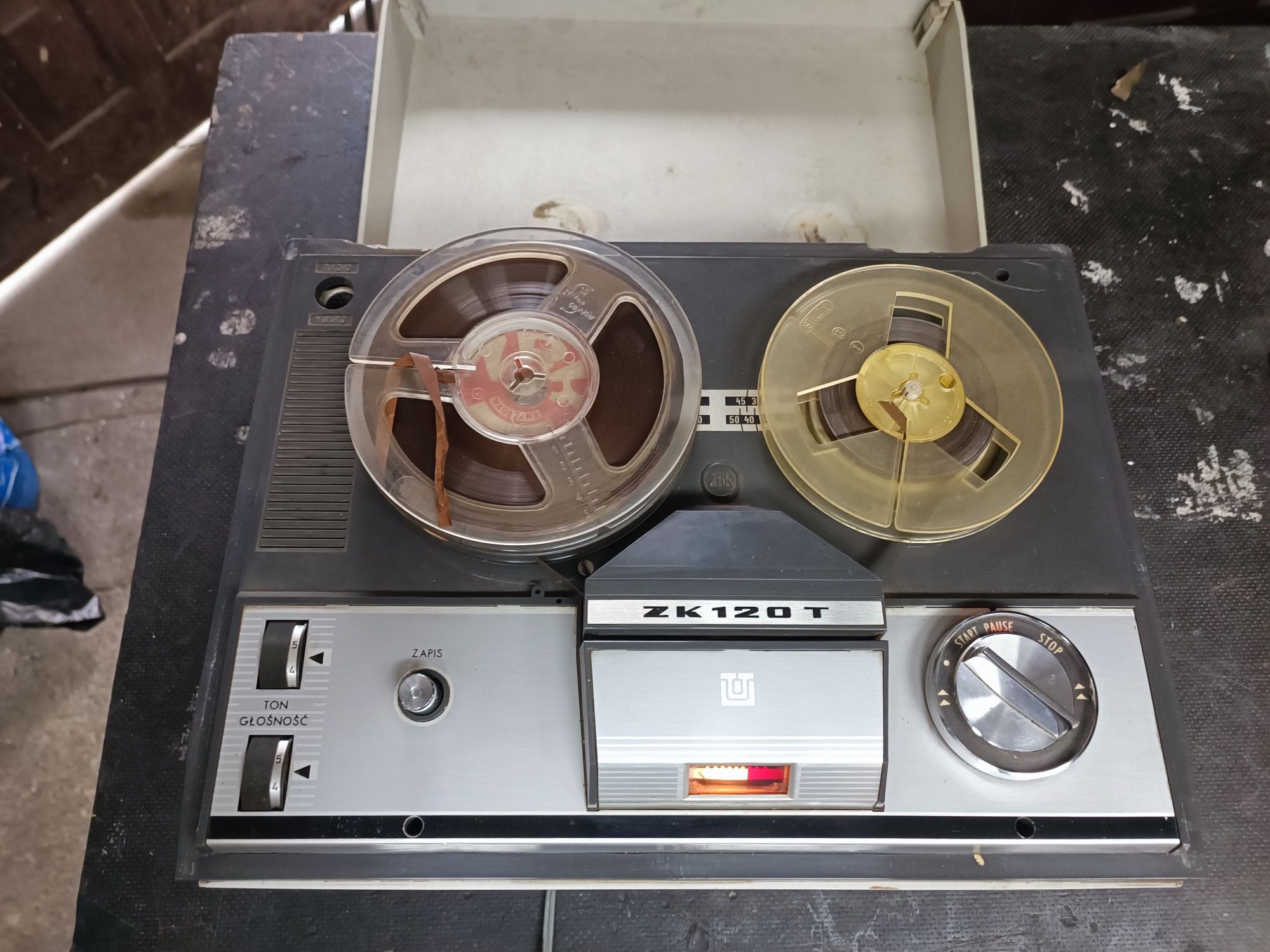 Magnetofony szpulowe Unitra ZK 120 T, ZK 140 T, taśmy