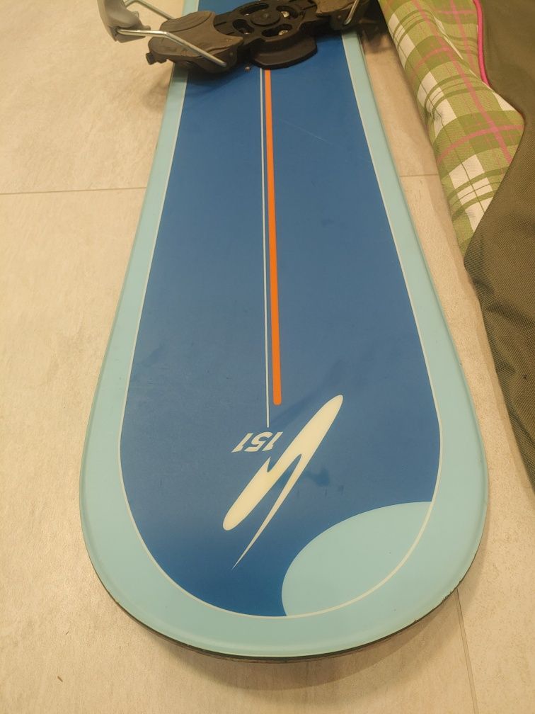 Deska snowbordowa 151cm + pokrowiec