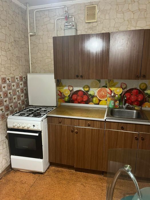 Оренда 1к .квартири  в Центрі міста ,косметичний ремонт !