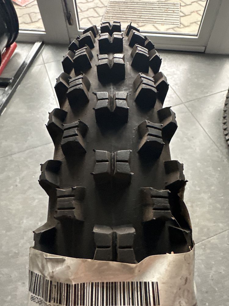 90/90-21 m/c 54r vee rubber v211f Nr196