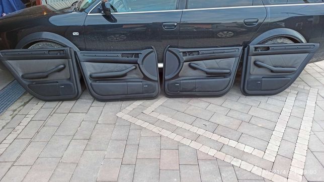 Boczki drzwi tapicerka Audi A6 c5 Allroad