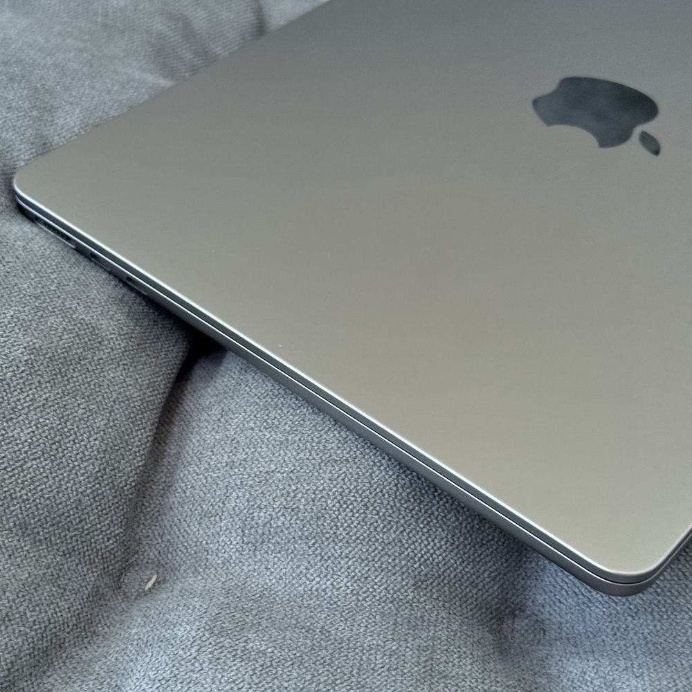 Apple macbook Air 2022 M2 Идеальный